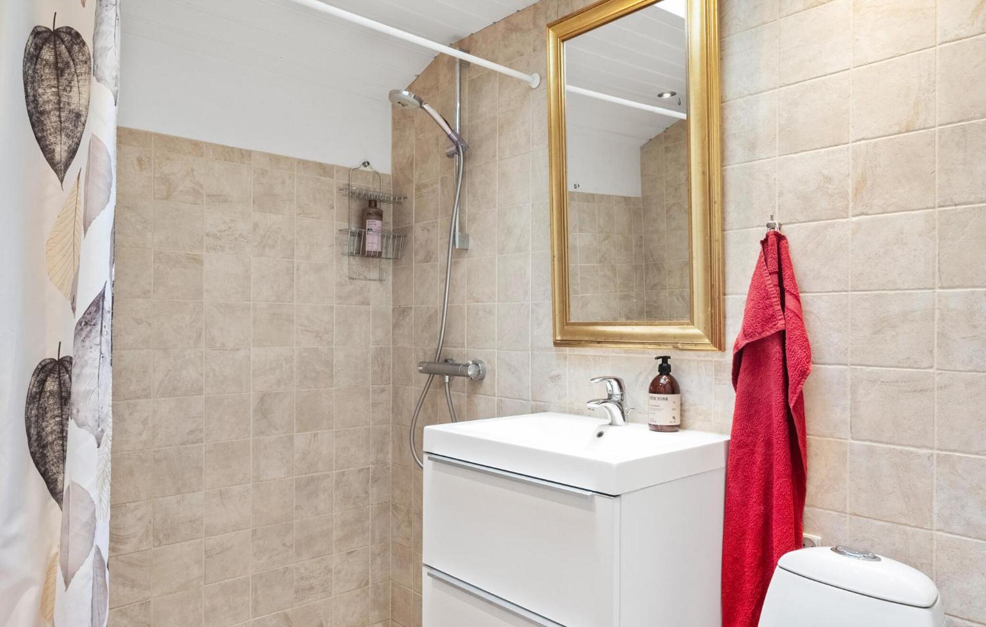2 Bedroom Nice Home In 보르콥 외부 사진